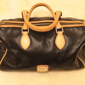 Dooney & Bourke Handbag- black